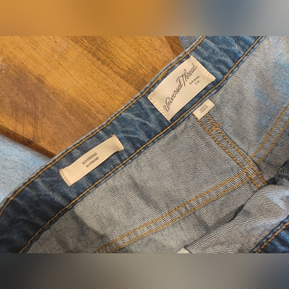 🤍❗NWT Universal Thread Boyfriend Style Floral Design Blue Jeans Size 18 W - Picture 3 of 6